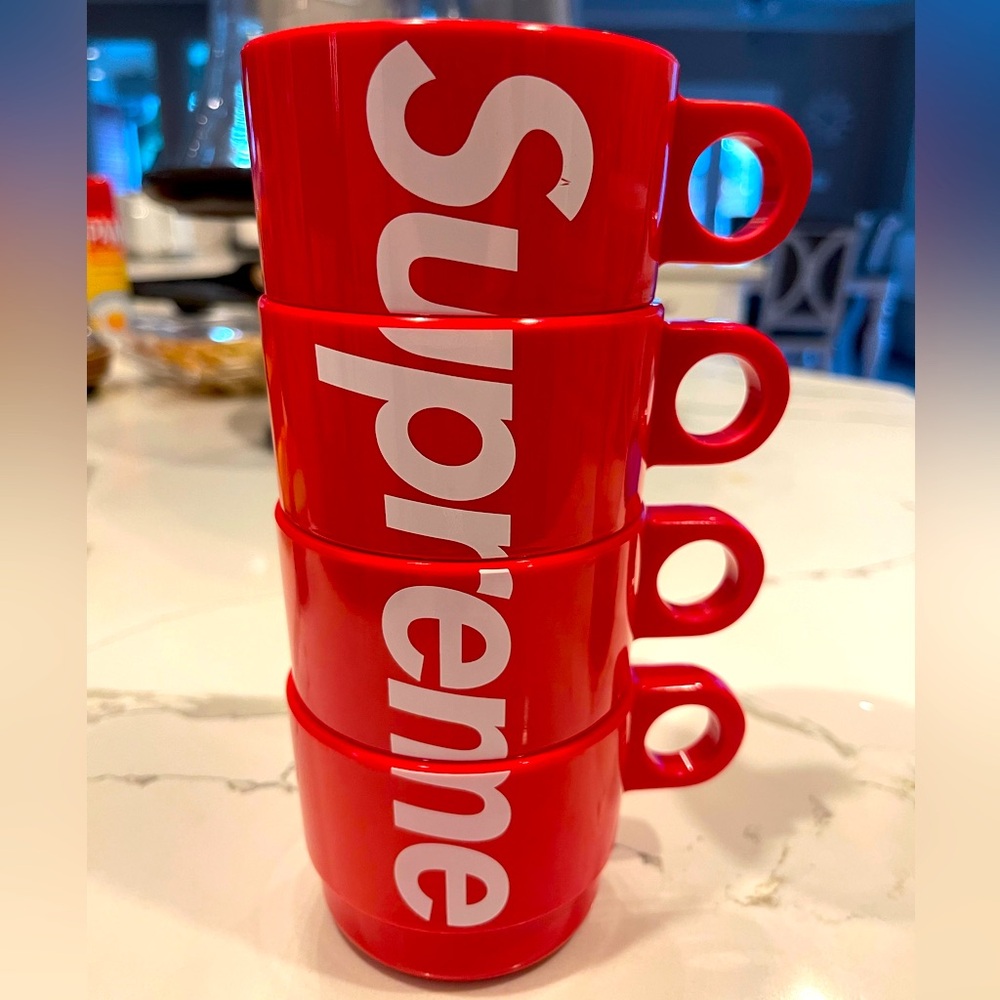 Supreme Stacking Cups Set of 4 Red SS18 LIMITED 100% Authentic.